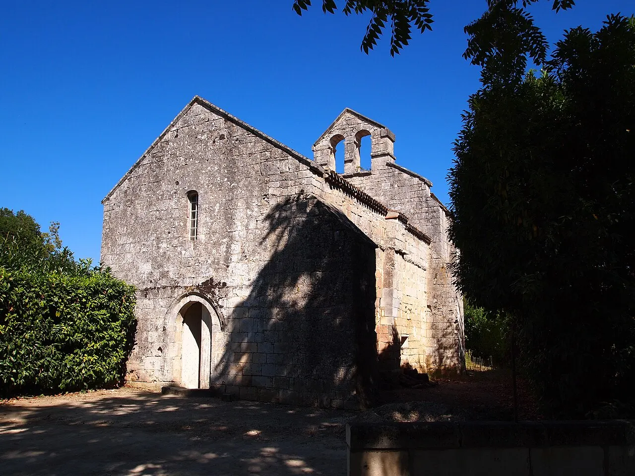 Ancienne église de Saint-Surin