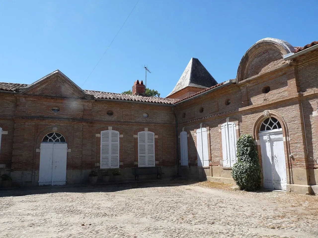 Maison du 18e siècle actuellement dénommée Foyer Saint-Martin