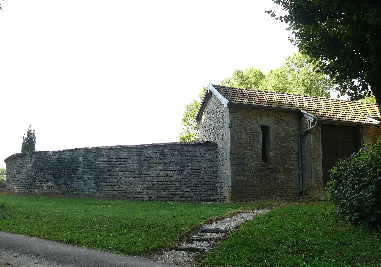 Cimetière de Pennesières
