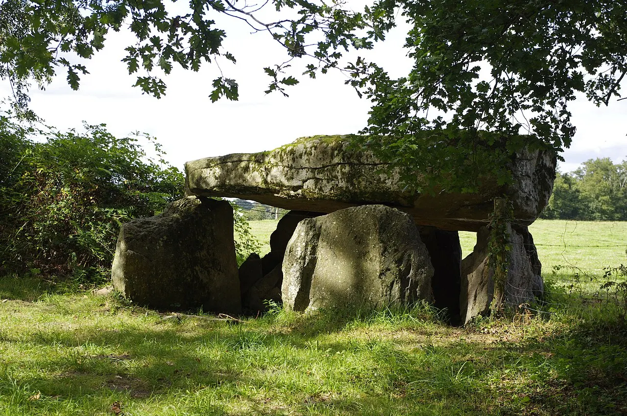 Dolmen de la Borderie