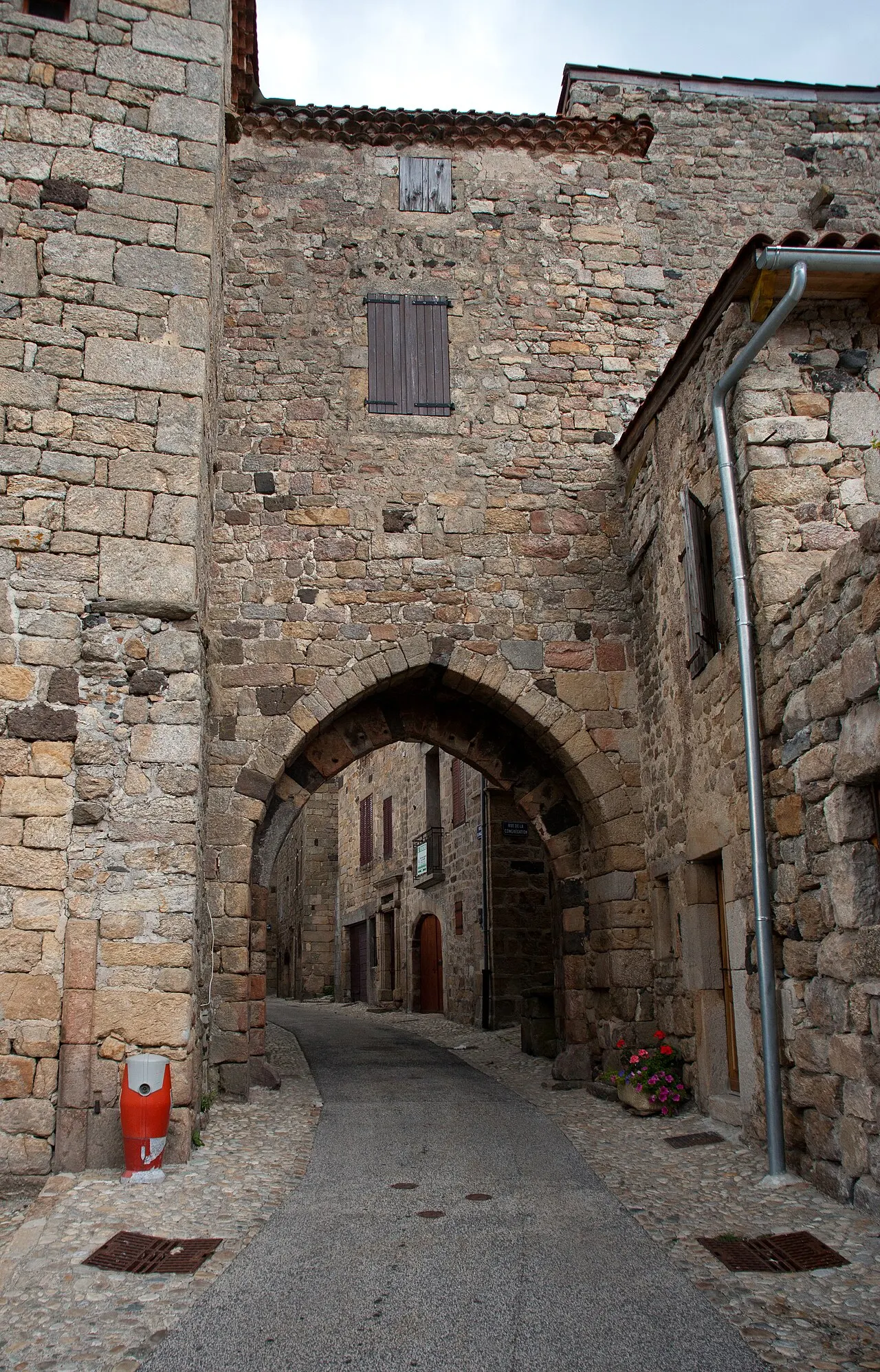 Porte du Besset