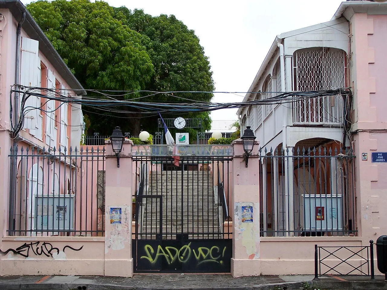 Ancien Lycée Carnot, actuellement Faculté de lettres