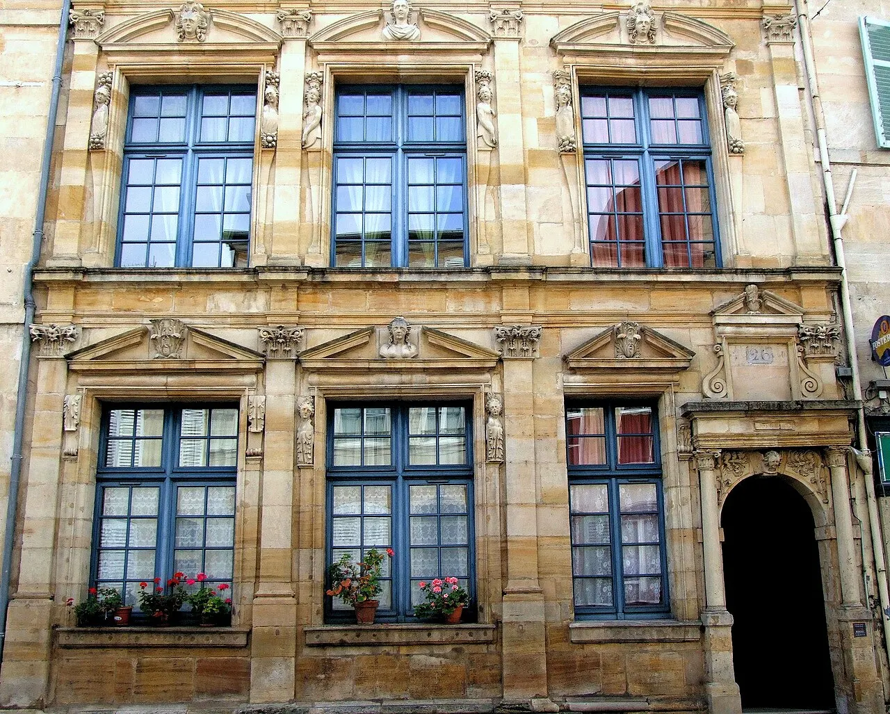 Immeuble dit Maison des deux Barbeaux