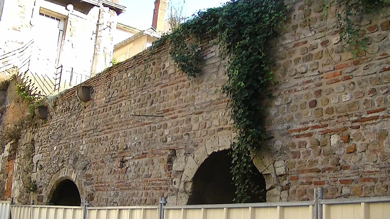 Enceinte gallo-romaine (vestiges)
