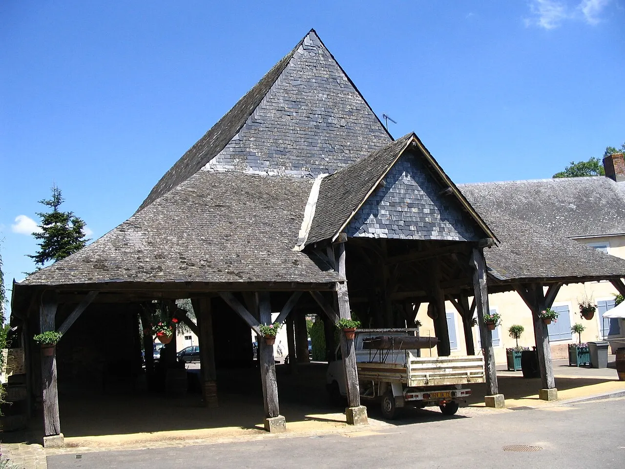 Les Halles de Saint-Denis-d’Anjou