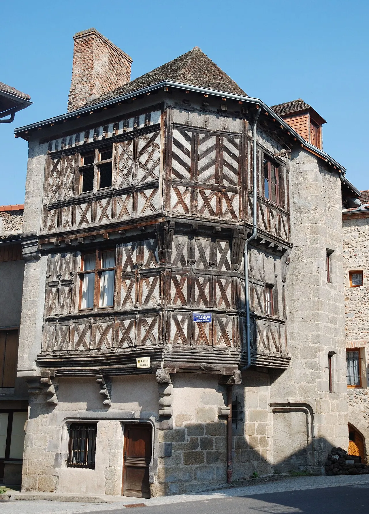 Maison Sergentale