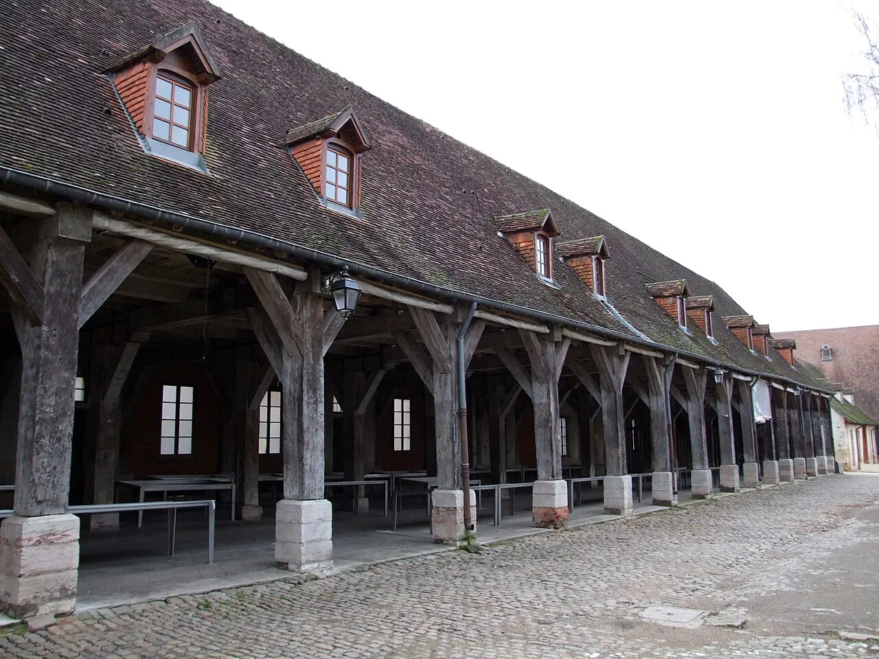 Halles