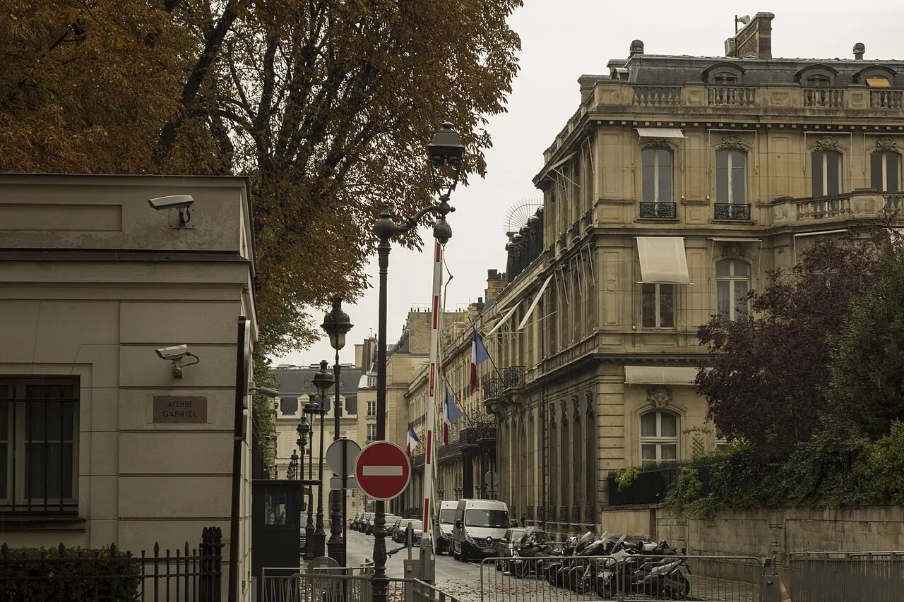 Immeuble dit Hôtel de l’Impératrice Eugénie ou hôtel du Baron Hirsch