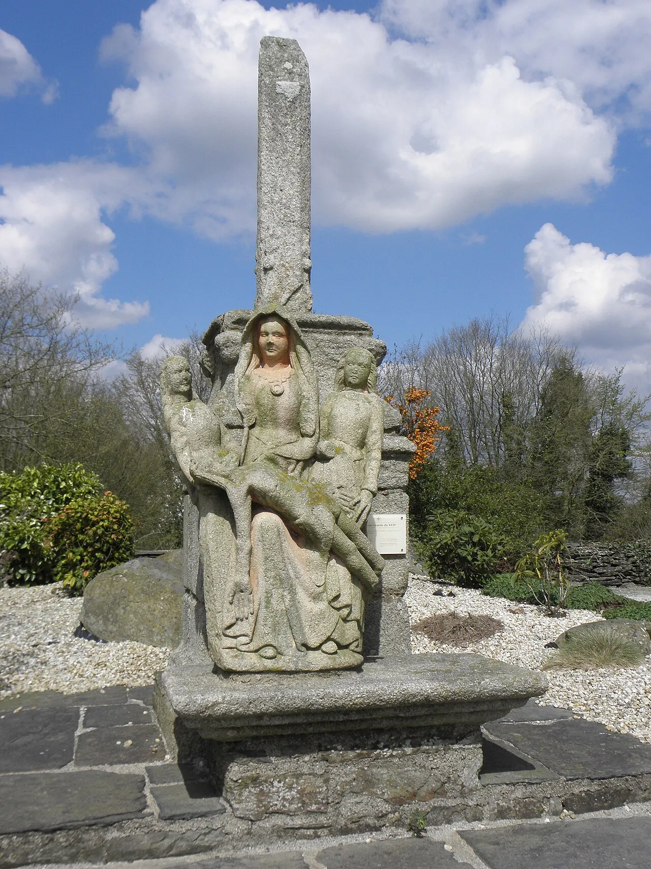 Croix et Pieta