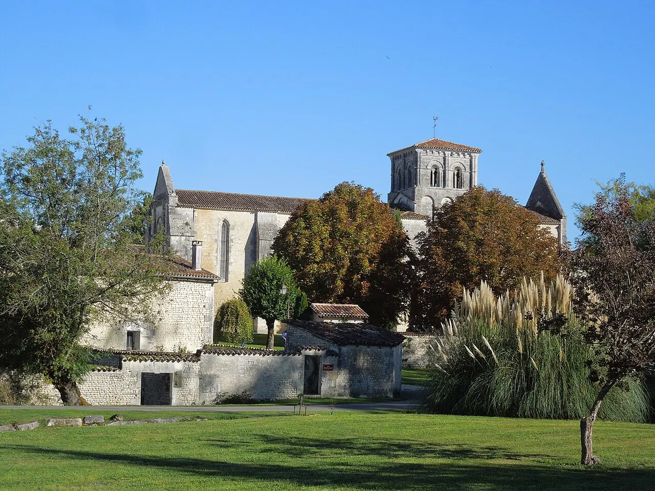 Église Notre-Dame-de-Lignières