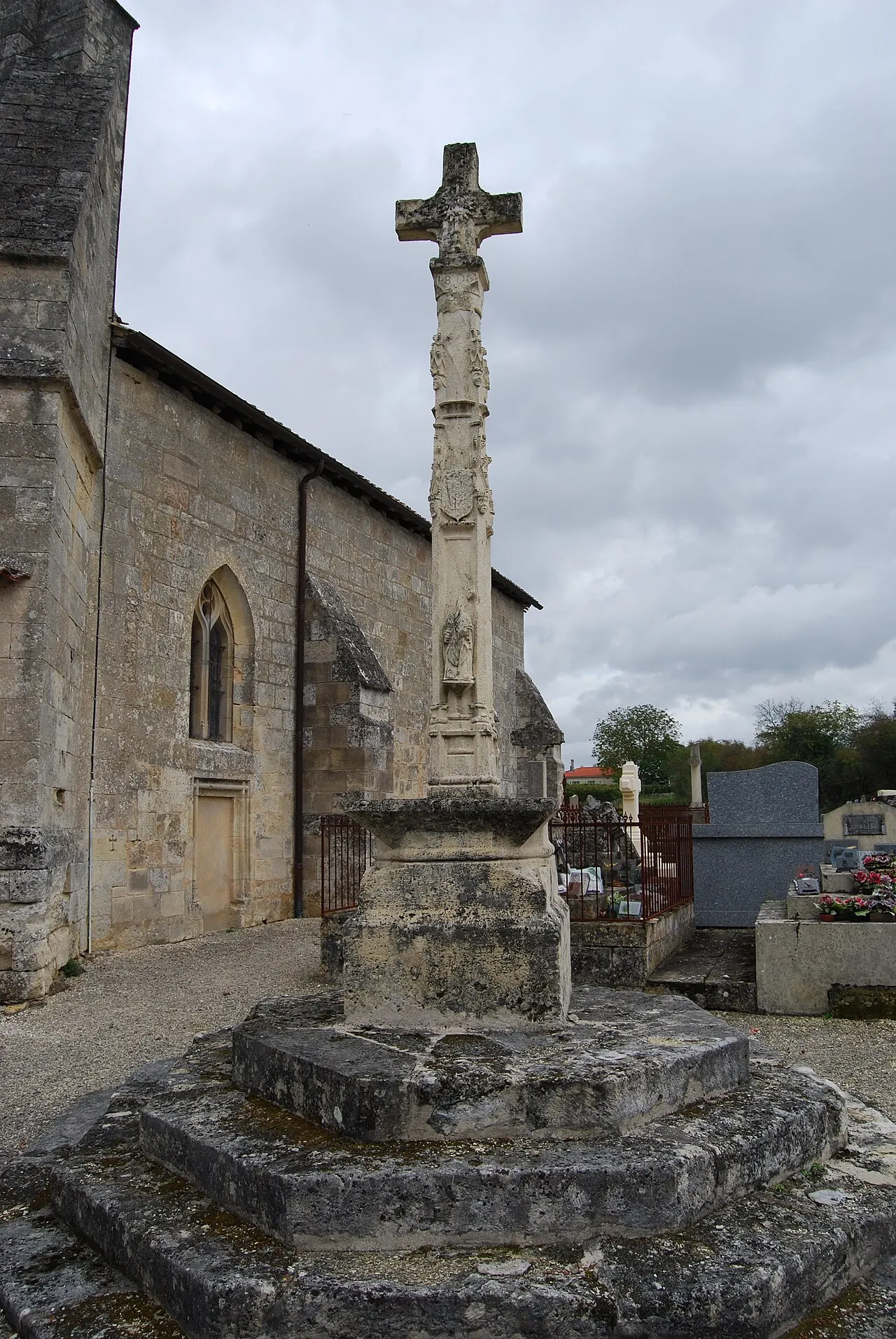 Croix du cimetière