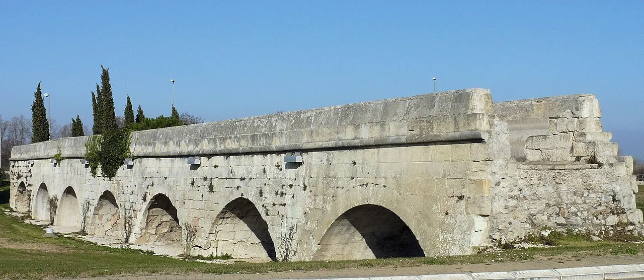 Aqueduc du Pont de Crau