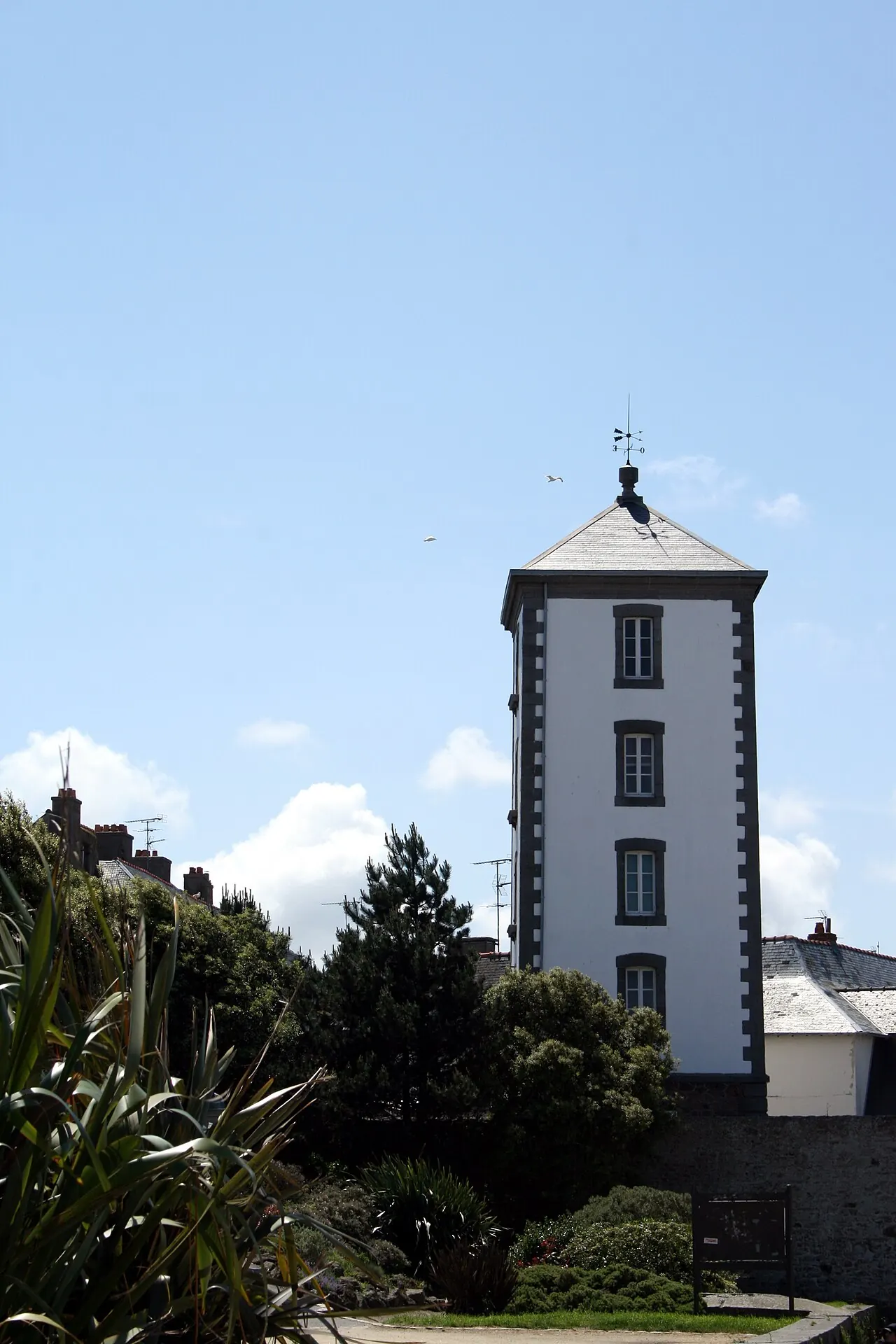 Phare des Sablons