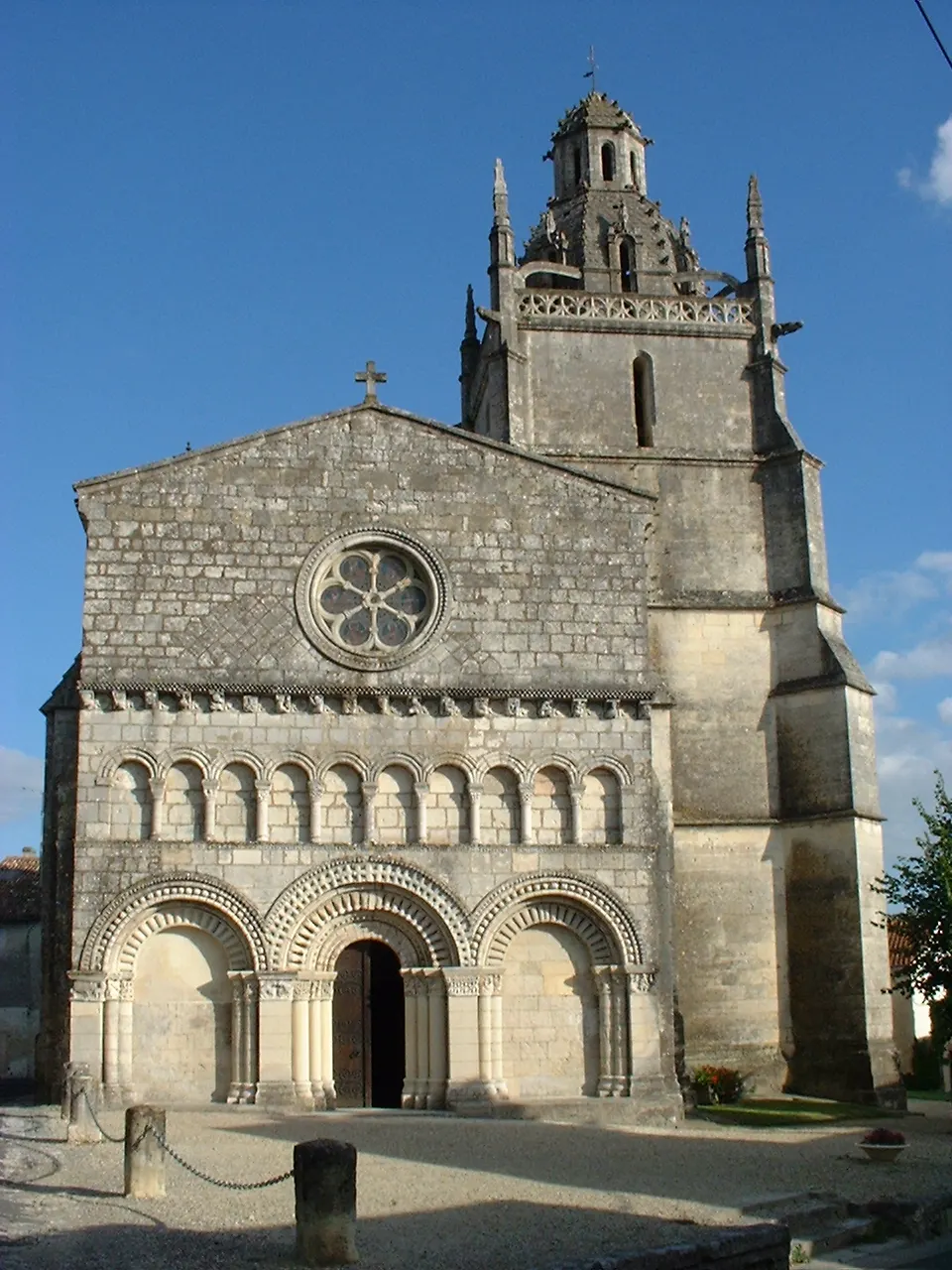 Église Saint-Fortunat
