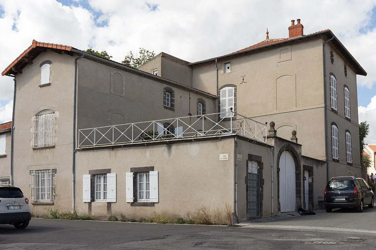 Maison Treilhes