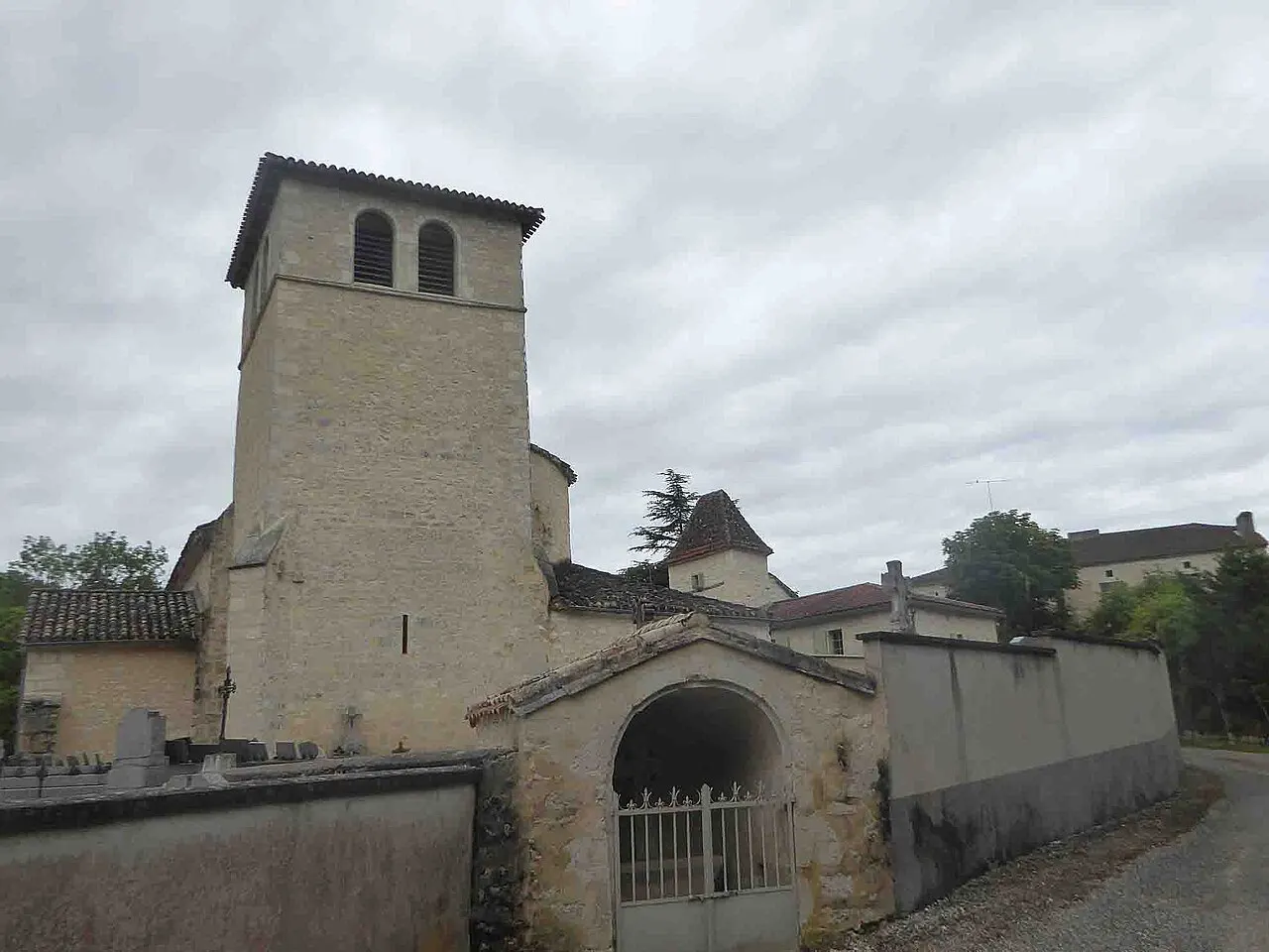 Église Saint-Avit