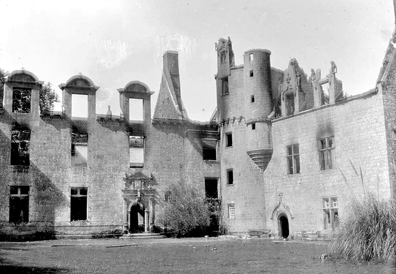 Vestiges de l’ancien château de Crénan