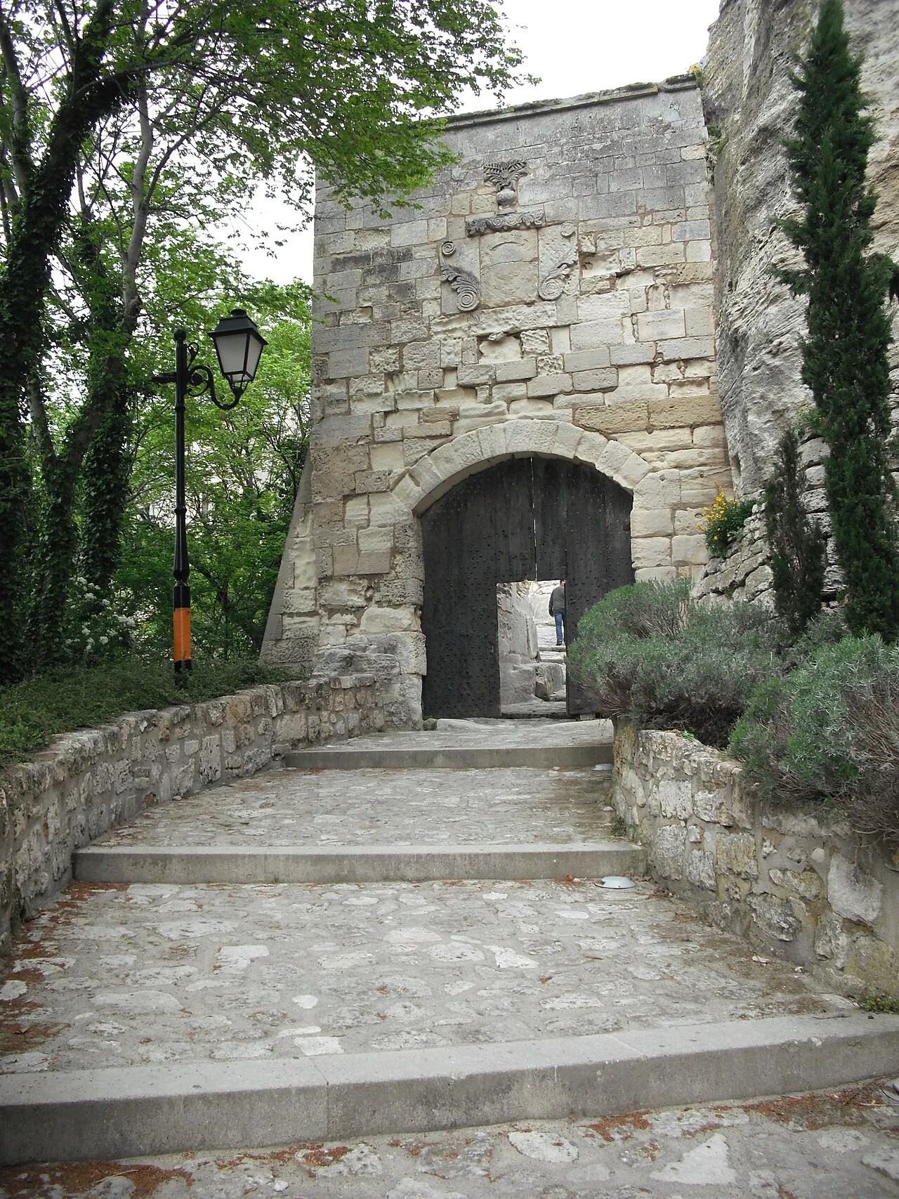 Porte Eyguières