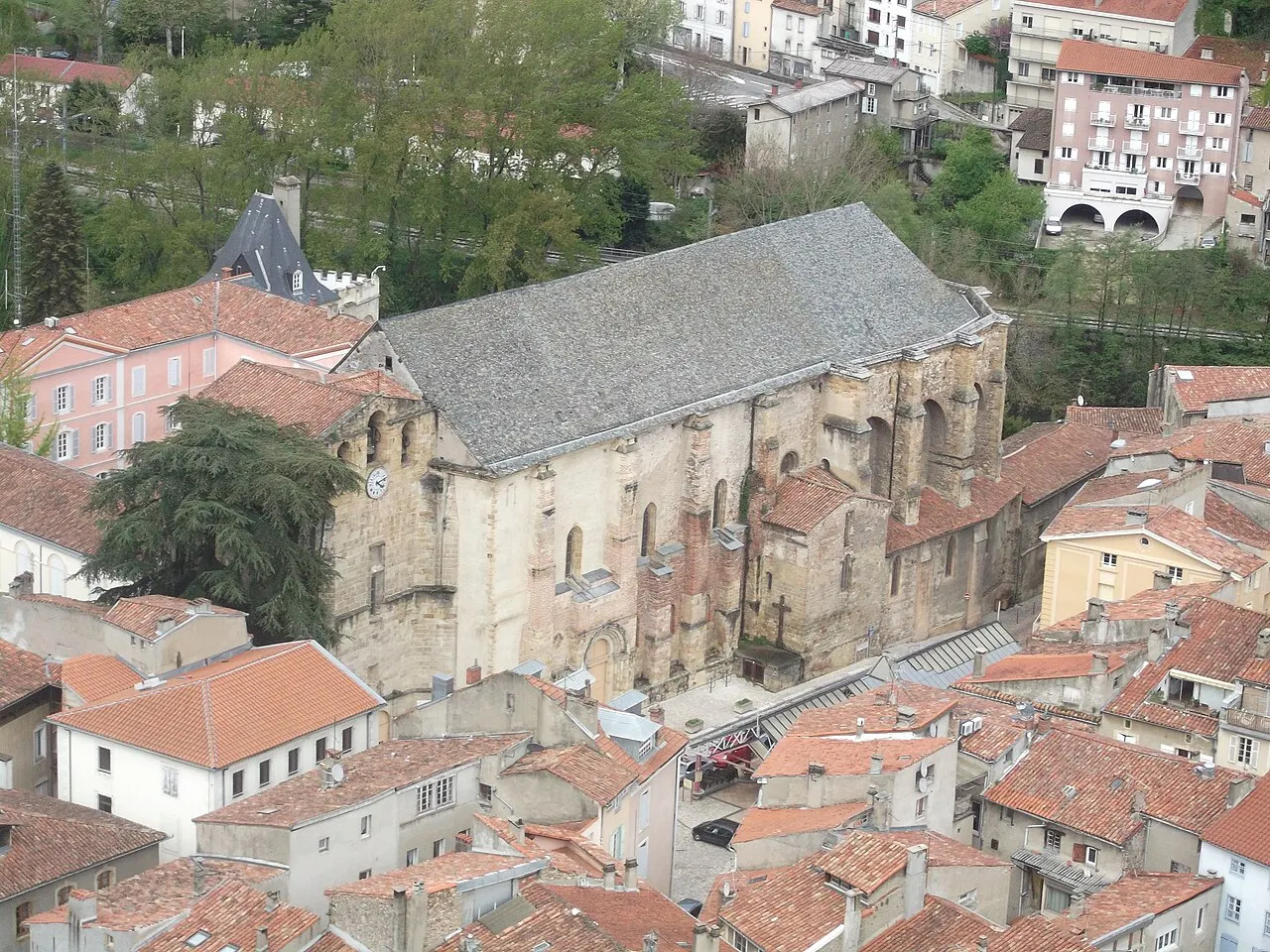 Abbatiale Saint-Volusien