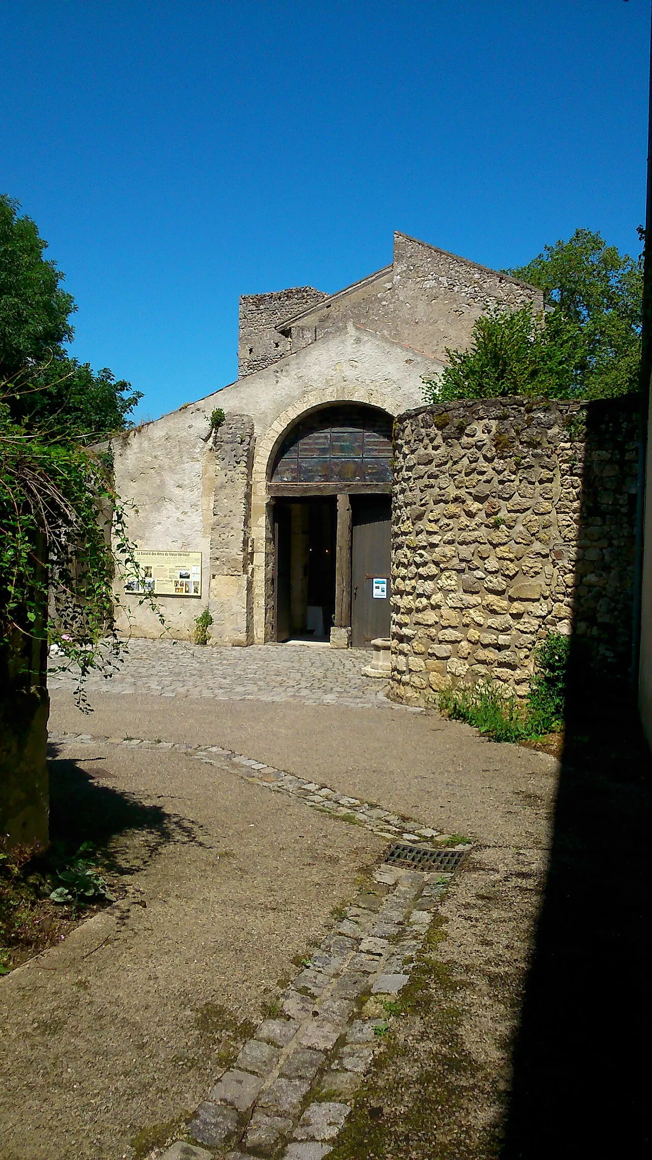 Ancienne église paroissiale Notre-Dame-sur-l’Eau