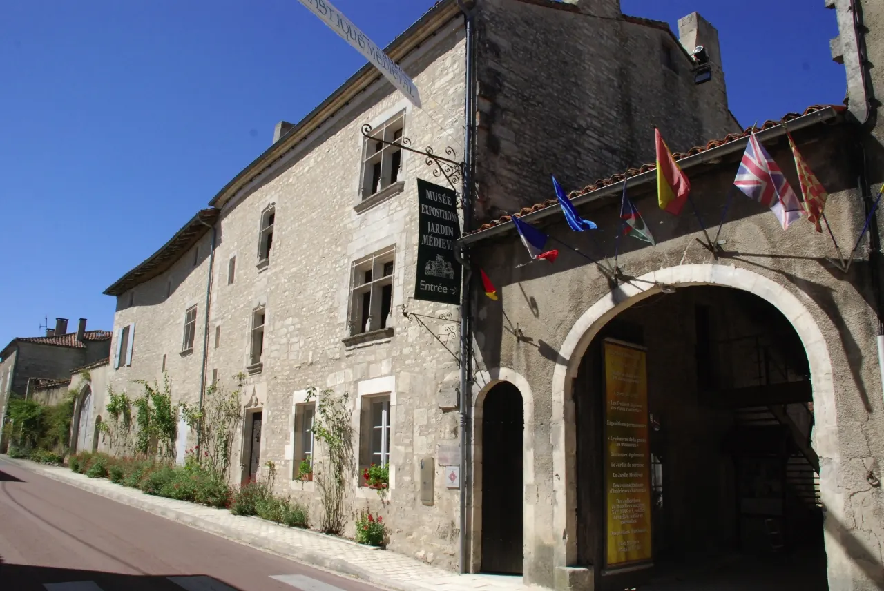 Maison du Patrimoine de Tusson