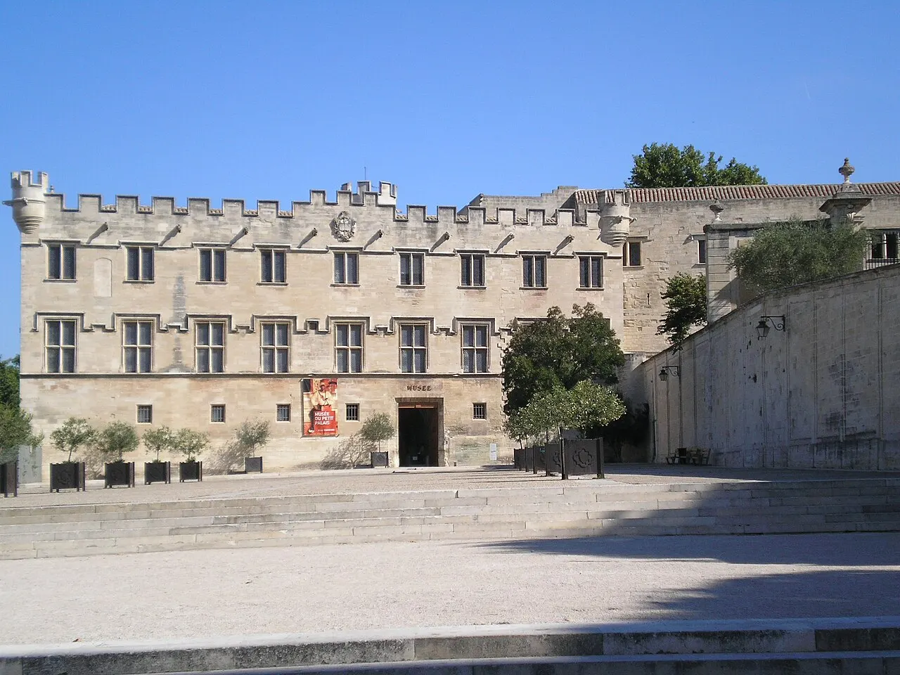Ancien petit séminaire, dit Petit Palais ou Palais Jules II, actuellement Musée du Petit Palais
