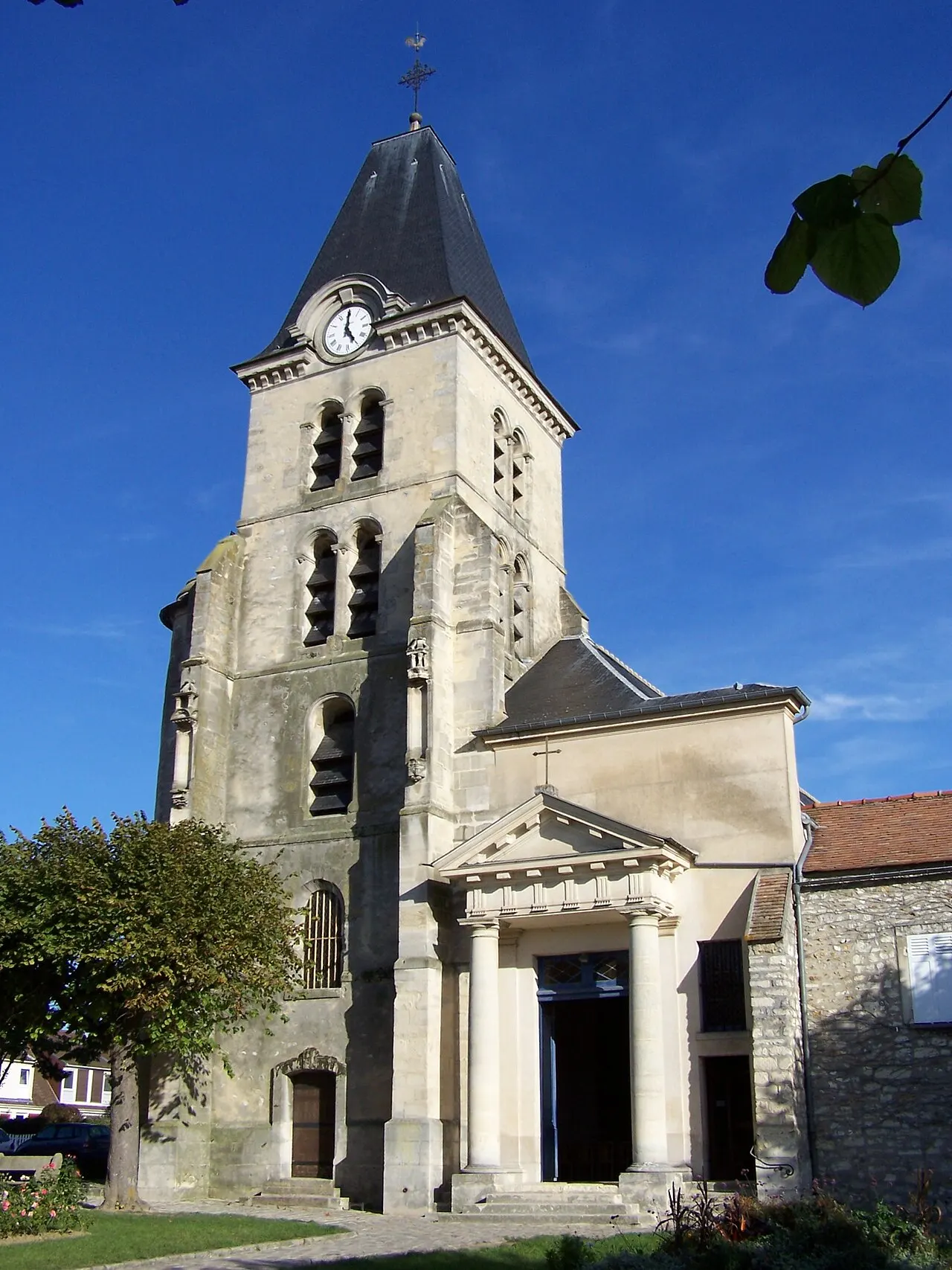 Église Saint-Nom