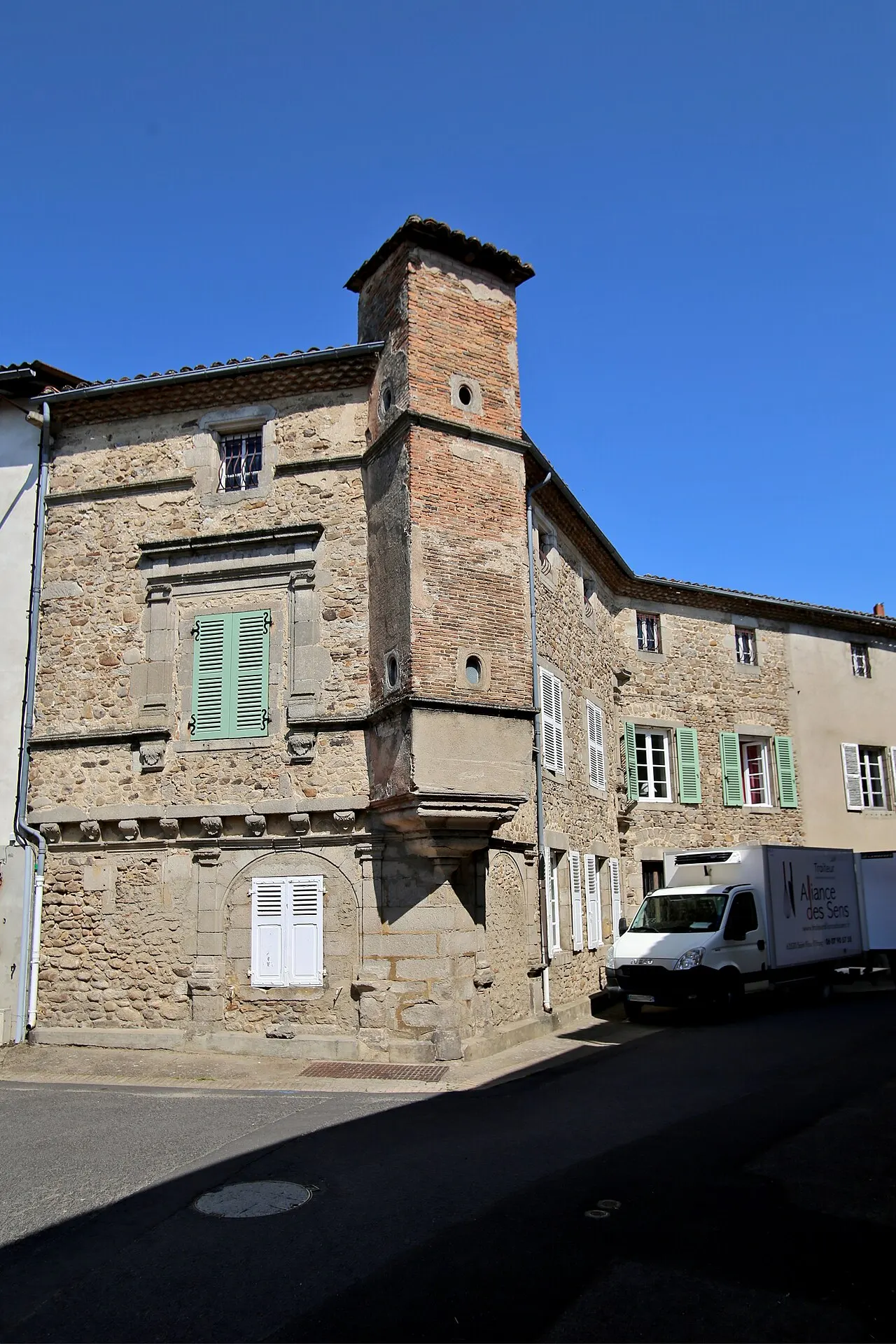 Maison du 16e siècle, avec tourelle d’angle