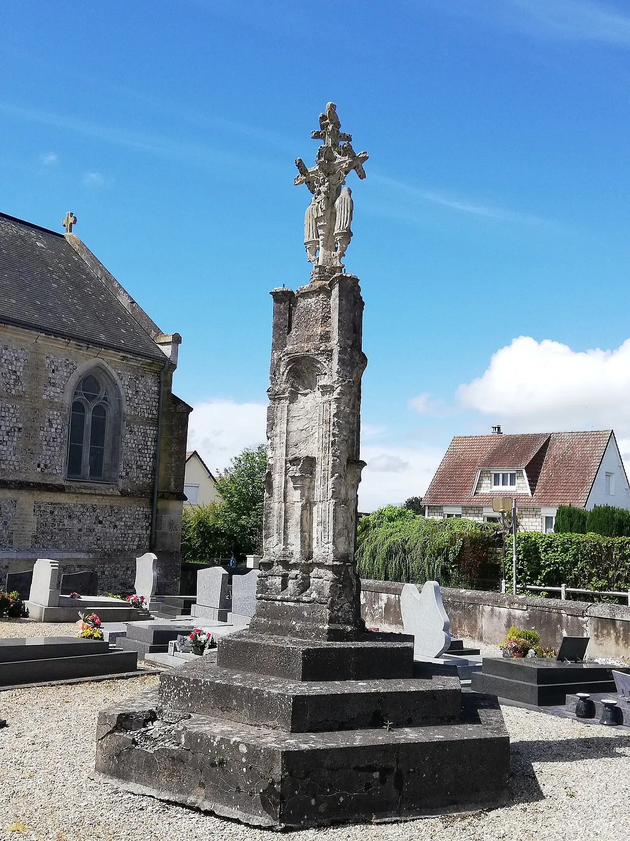 Croix de cimetière