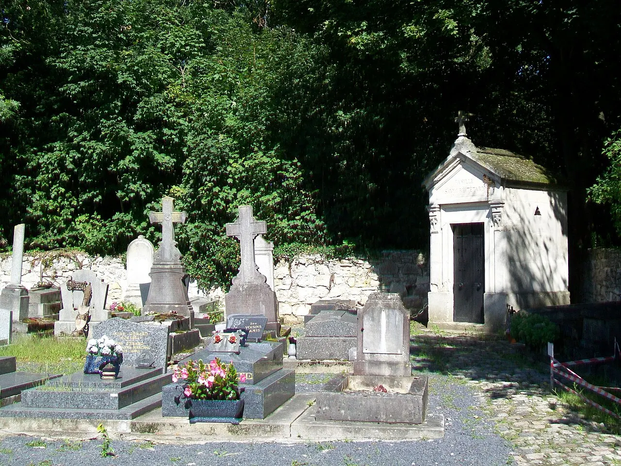 Cimetière du Vieux-Pays de Goussainville
