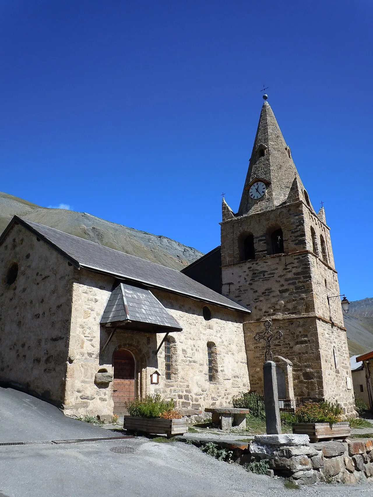 Église Saint-Pierre et Saint-Paul