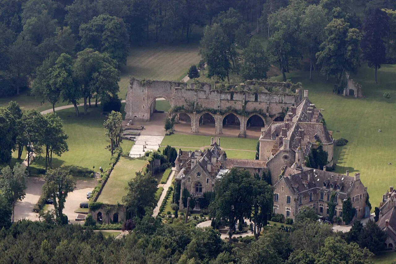 Domaine de l’ancienne abbaye des Vaux-de-Cernay