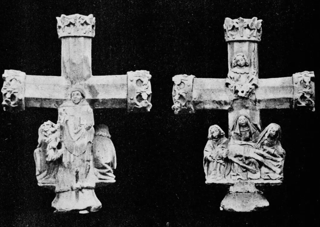 Croix en pierre du 15e siècle