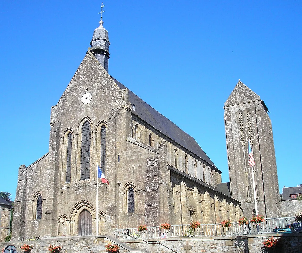 Collégiale Saint-Evroult