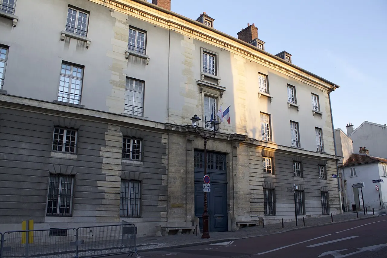 Ecuries de la Comtesse d’Artois (anciennes)