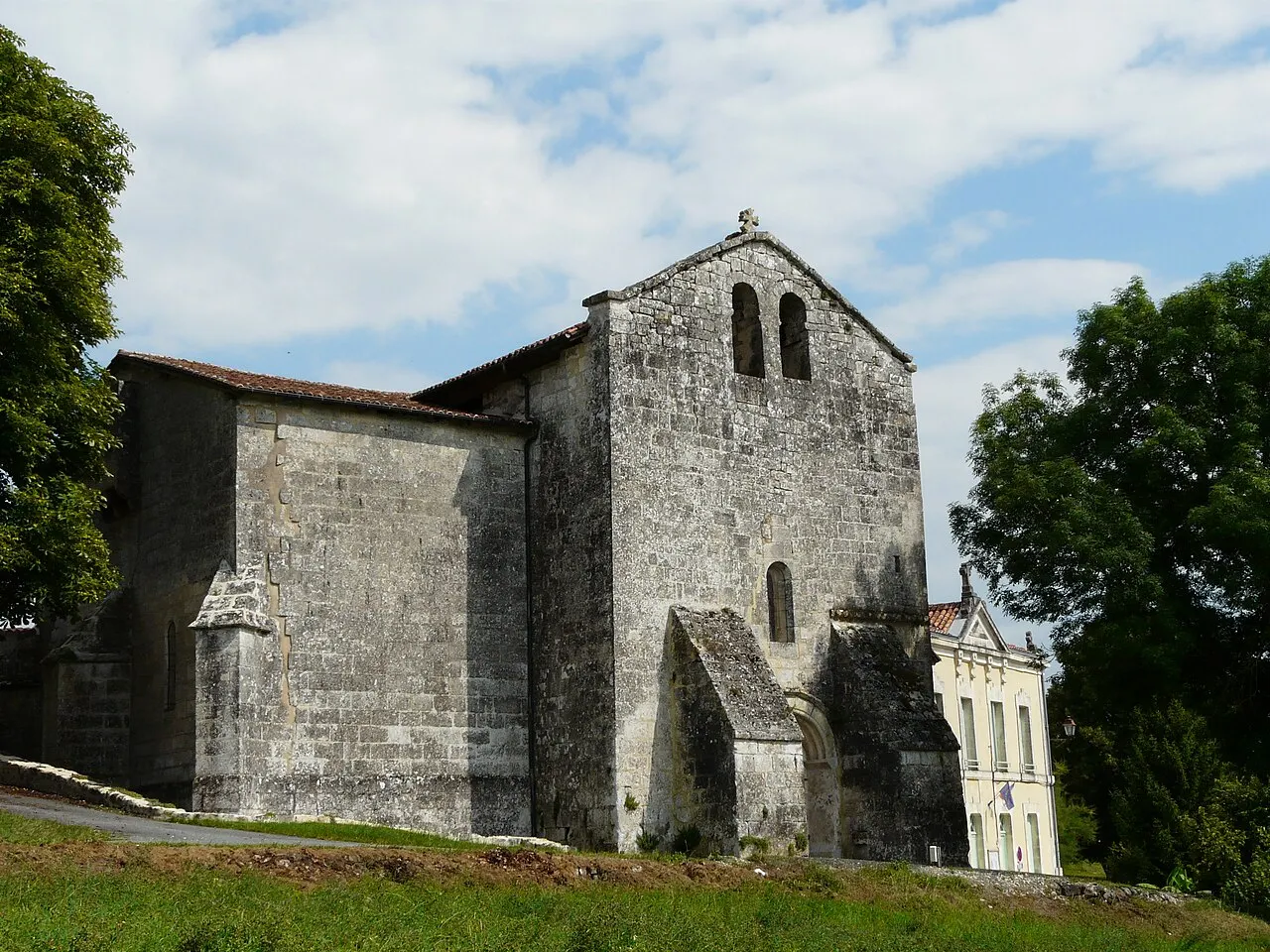 Église Saint-Just et Saint-Jacques