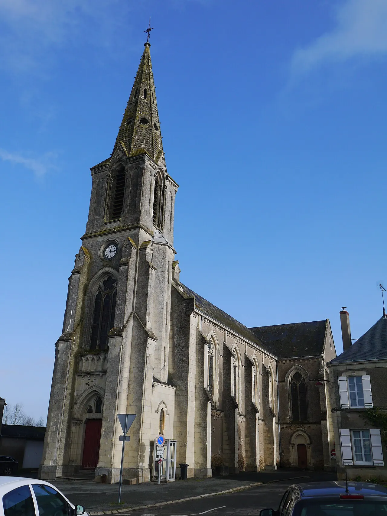 Église Saint-Serge-et-Saint-Bach