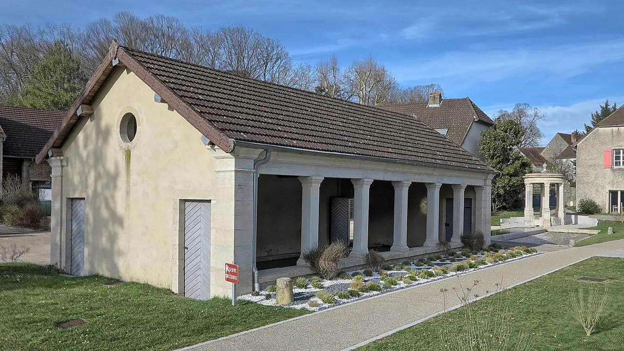 Fontaine-lavoir