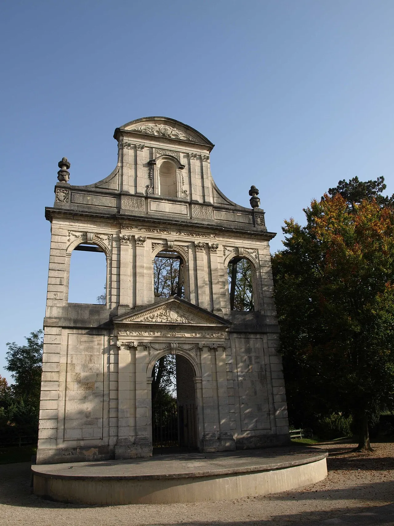 Façade de la Chapelle du Collège des garçons