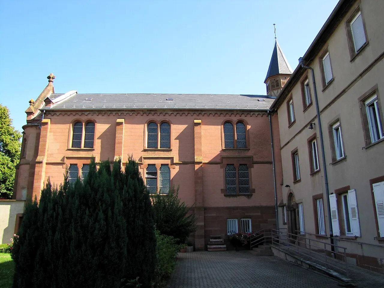 Chapelle du couvent des sœurs du Sacré-Cœur-de-Jésus et de Marie de Dauendorf