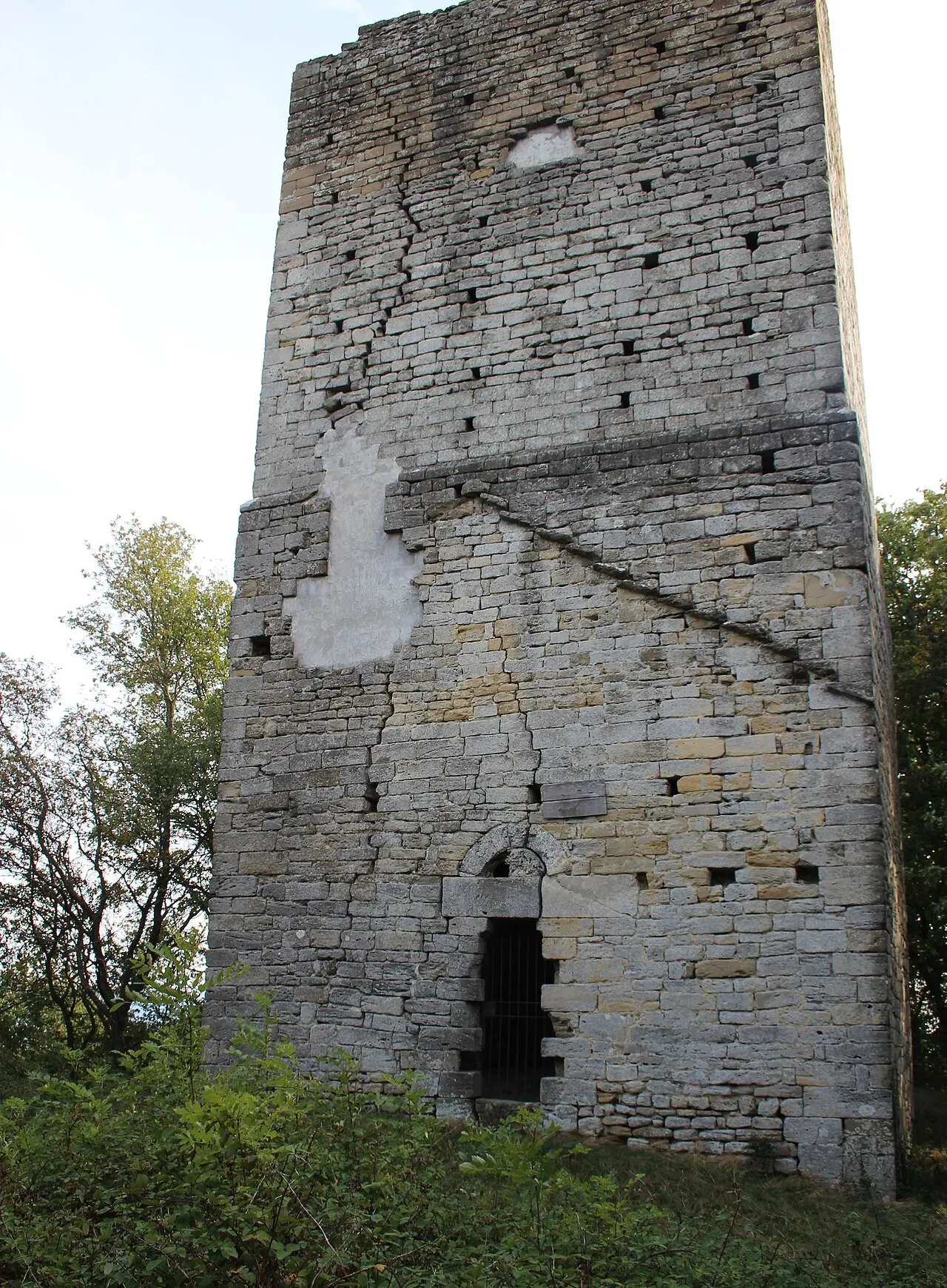 Tour de Montmiral