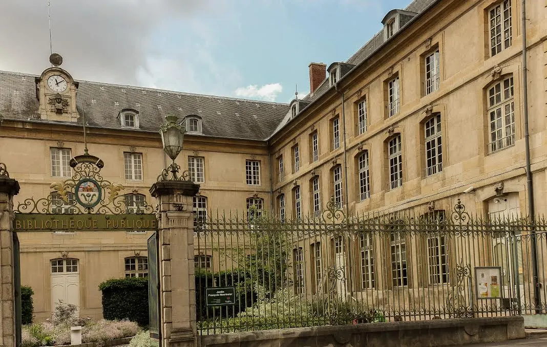 Bibliothèque Stanislas