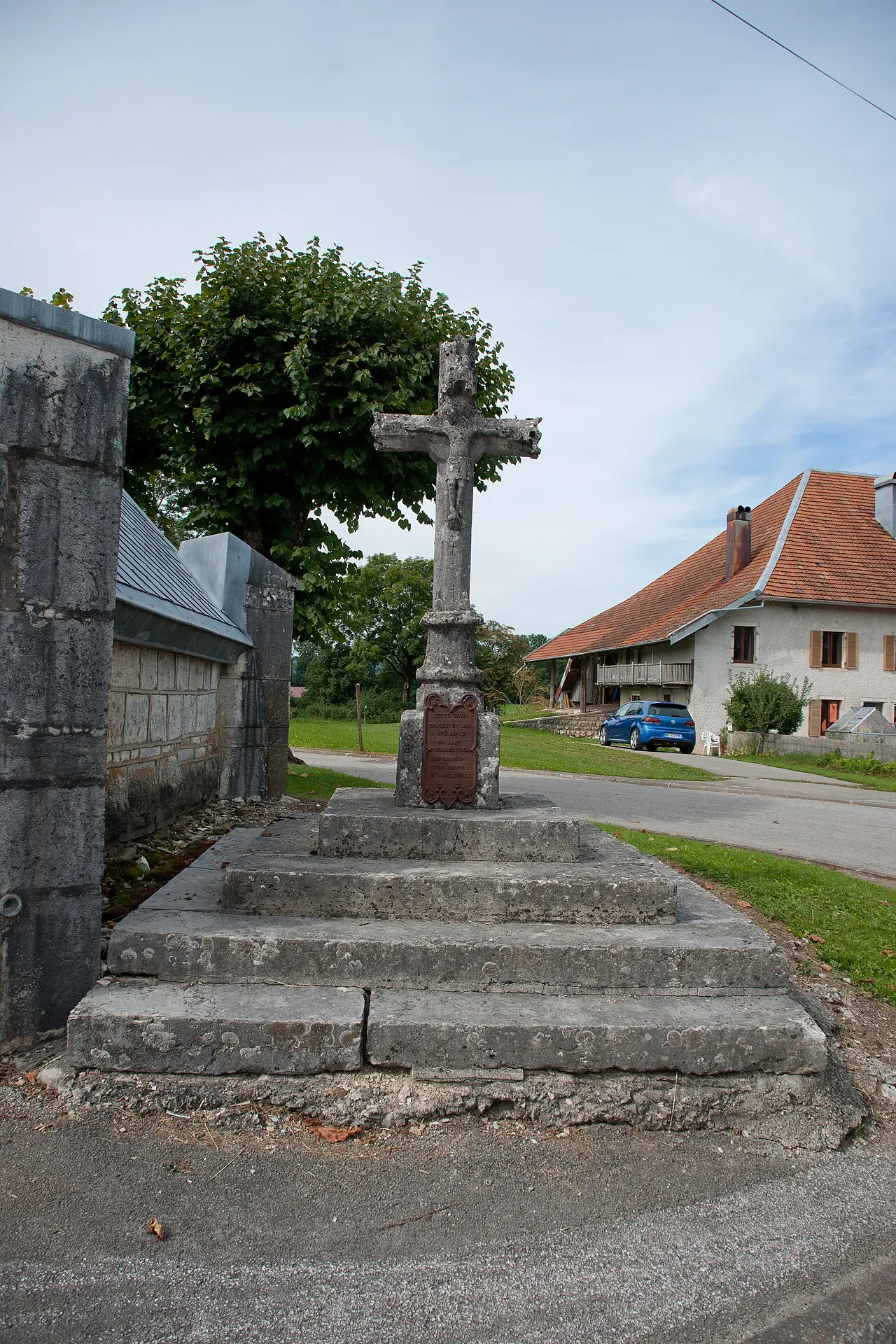 Croix de la chapelle