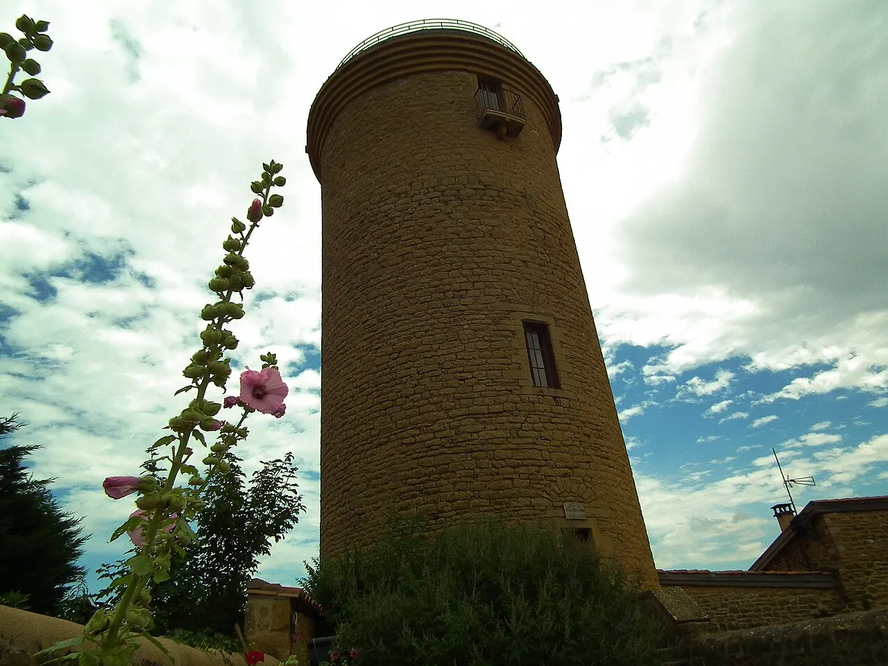 La Tour
