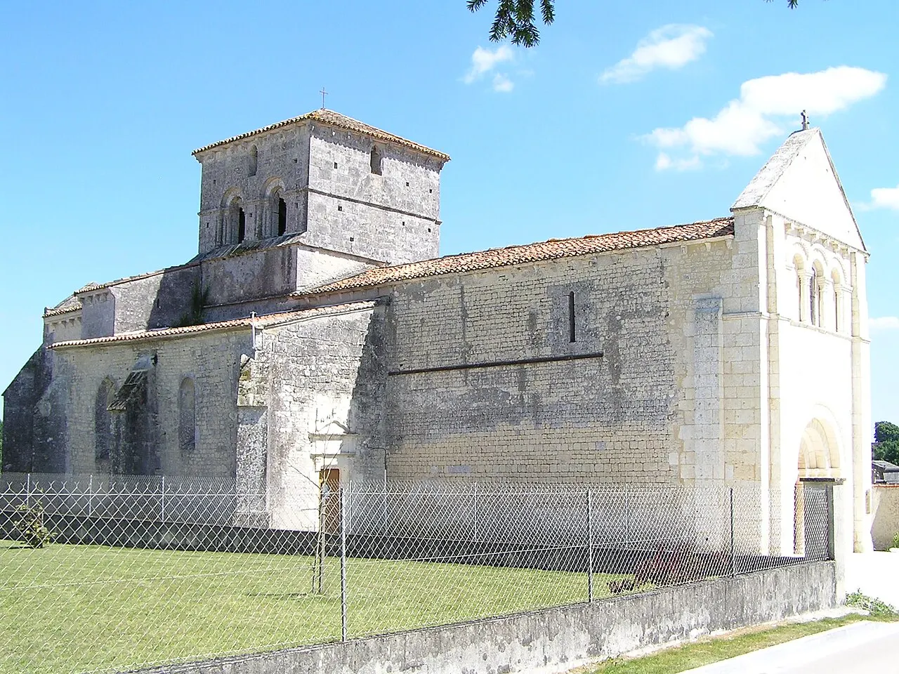 Église Saint-Pierre