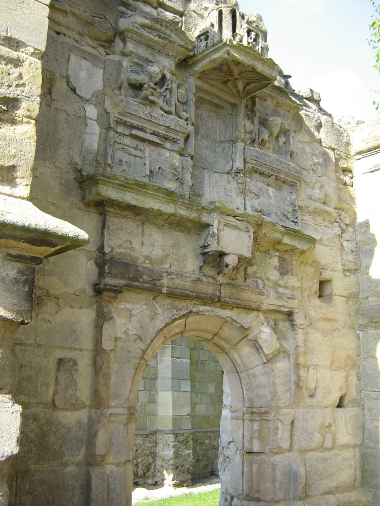 Église (Restes de l’Ancienne)