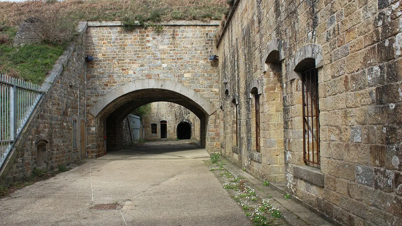 Alignement de Fort de Landaoudec