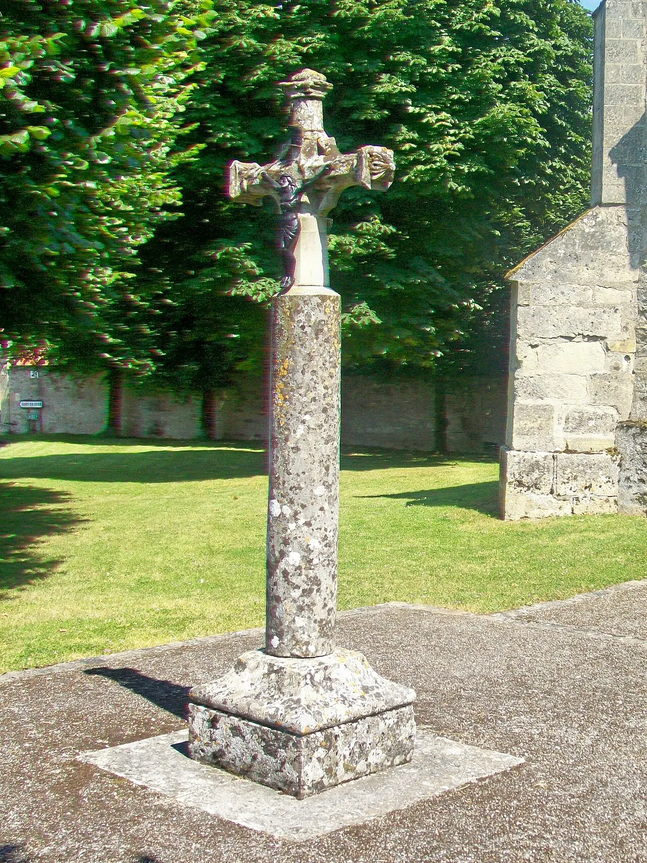 Croix de l’ancien cimetière