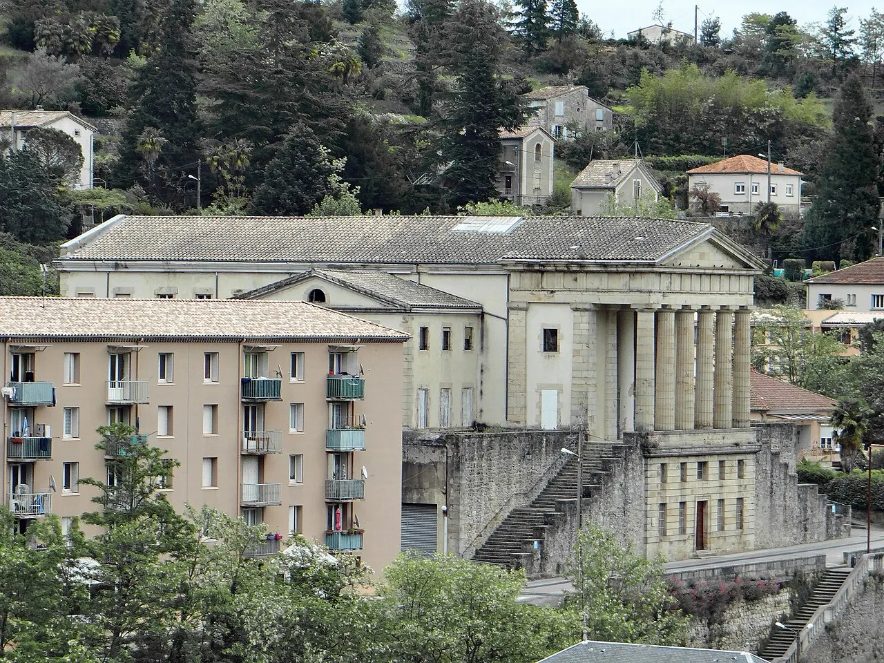 Le palais de justice et la prison
