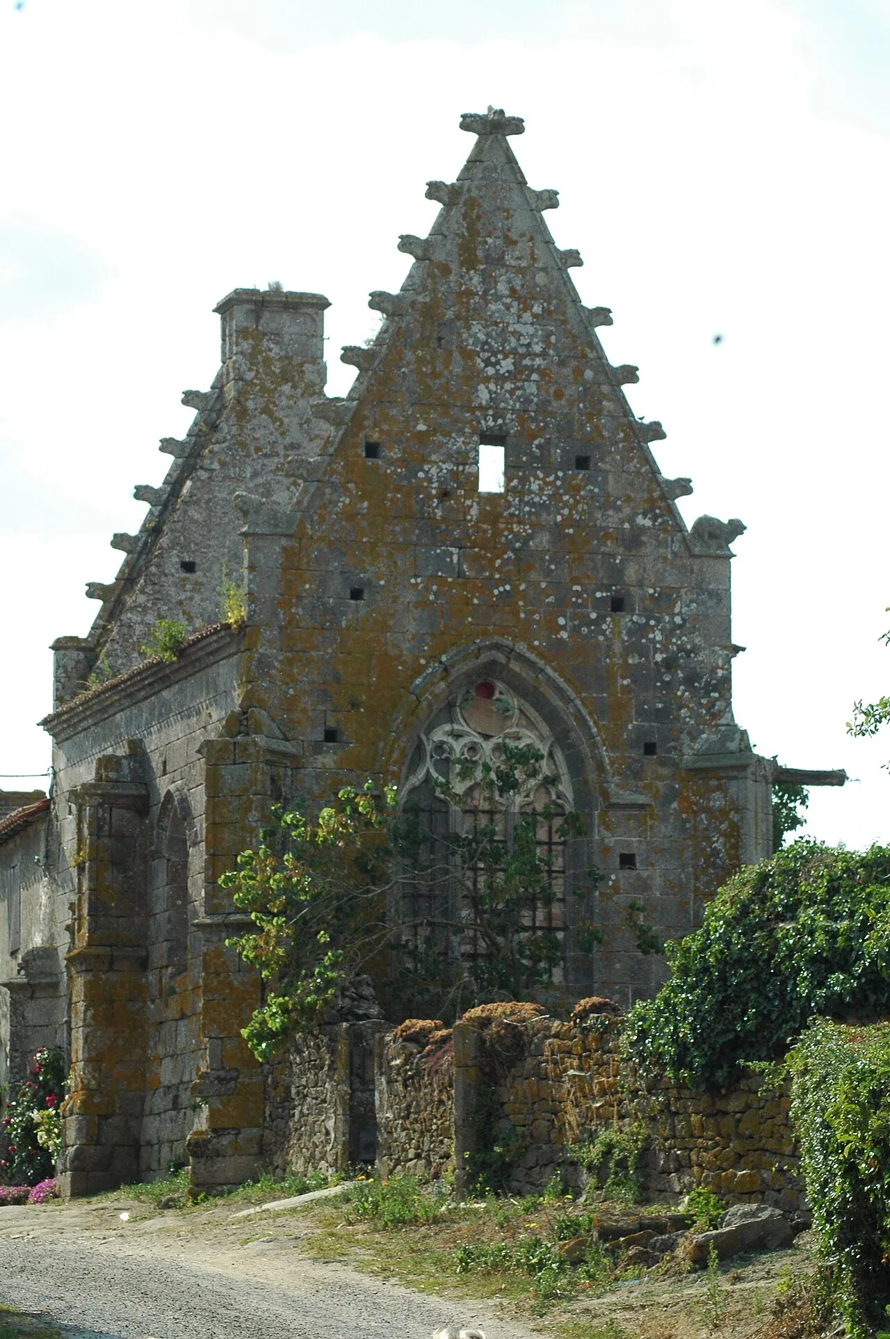 Chapelle désaffectée du Petit-Puy